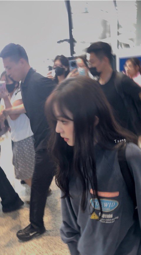 renex_en's tweet photo. ㅎㅓㄹ......... https://t.co/Xtq0xYdHqo