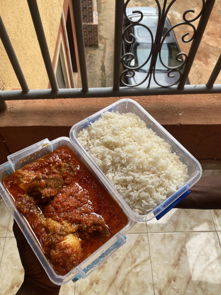 DorisNassy's tweet photo. Saturdays are for food bowls. Send a dm to place order on any food of your choice (only available in bowl)#awka #Anambra https://t.co/k6TogwBi1u