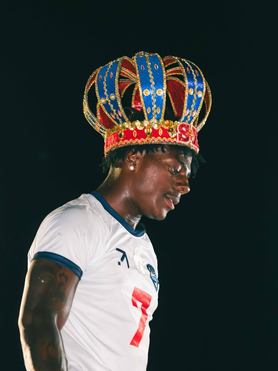 IShowSpeedHQ's tweet photo. 🚨| NEW: Speed explains why he doesn’t care about TROPHIES or AWARDS and says he’d rather let his WORK speak for itself 🐐💫

“A trophy or an award don’t prove nothing. The work proves it… the actions do it for me.” https://t.co/rIJDHx9MG8