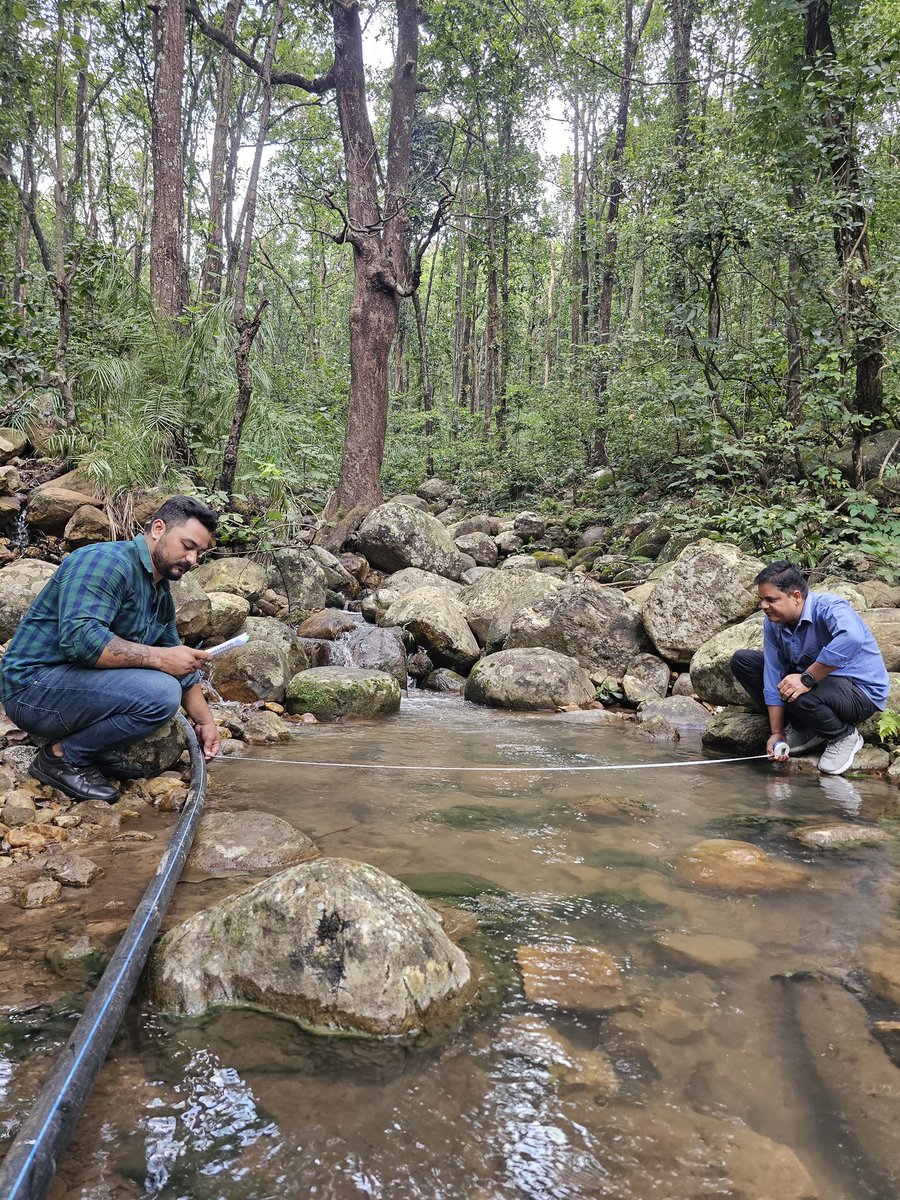 SARRA_UKGOV's tweet photo. Field discharge measurement was carried out at #Banganga, #Dehradun, as part of ongoing efforts towards improved water resource monitoring and management. 💧

#SARRA #WaterResourceManagement #Uttarakhand #WaterConservation 

@ukcmo @DIPR_UK @WMD_Uttarakhand @pushkardhami https://t.co/zFK9C7n8Ok