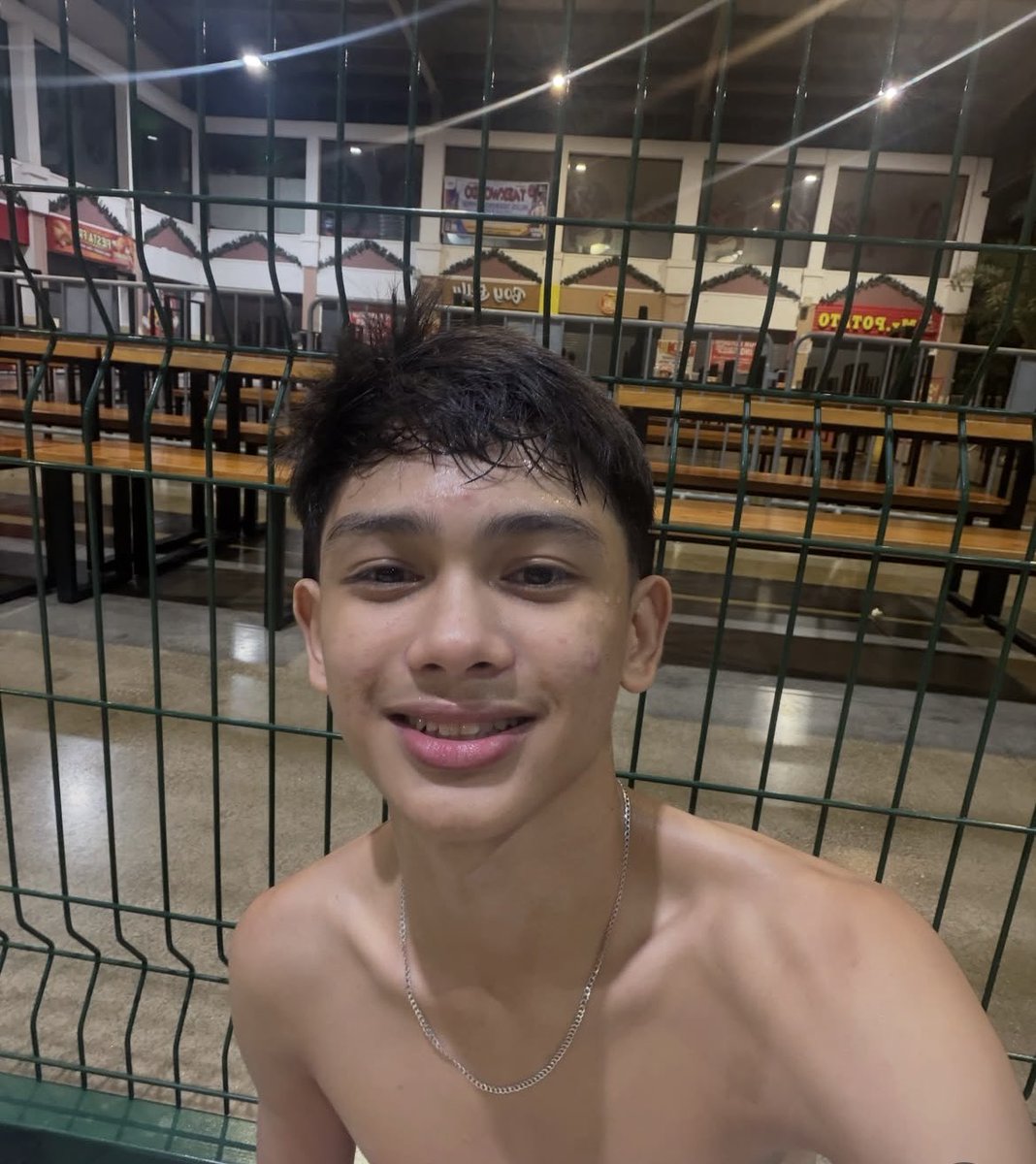 Lancecriztu's tweet photo. 🫠🫠 https://t.co/6lCnHCcbT3