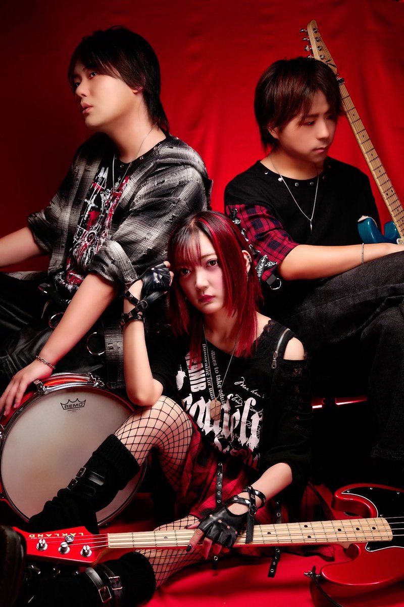 Rimi_nsmt's tweet photo. 本日 #アライブ LIVE当日です‼️

アライブ 3rd LIVE 『Re:START!!!』
開場：18:00　開演：18:30
会場：ESP GROOVE LOUNGE TOKYO
チケット：¥4,600(1D付)
https://t.co/COqgiGXPwQ

当日券もあるよ❣️

基本アニソンカバーなので、興味本位で来ても知ってる曲たくさんだよ！
是非遊びにきてください🥹❤️ https://t.co/8sIUTMgxxL