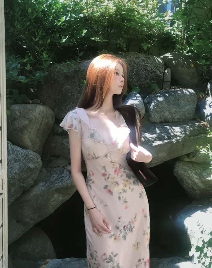 bfk2x3's tweet photo. 여리여리 여자향기나는 
에이블리 위시템 | 리워드링크

.•°❀ 타래로 ❀°•. https://t.co/k7imnYQIaI