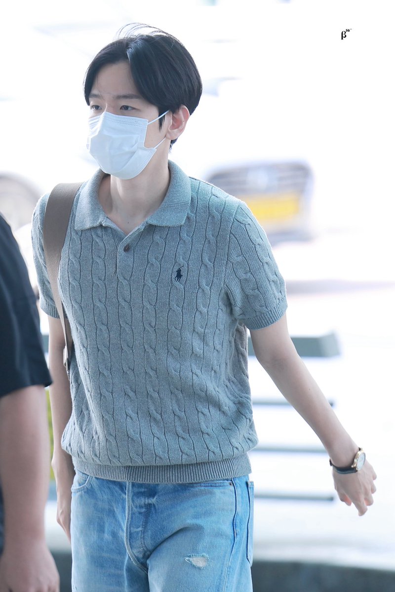 Berryyu56's tweet photo. 260926 ICN #BAEKHYUN  #백현 #ベッキョン #伯贤@B_hundred_Hyun https://t.co/V755JLFDwe