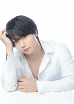 EyesGroupAmb's tweet photo. 吸い込まれそうな澄んだ瞳と甘いルックスが魅力の「優月」くん✨白シャツからのぞく色気にドキドキが止まらない…！「EyesNoel」で特別な夜を過ごしませんか？極上の癒やしとときめきをお届けします♡

#EyesNoel #優月 #ホスト #イケメン #推し探し https://t.co/i6icGClTOU