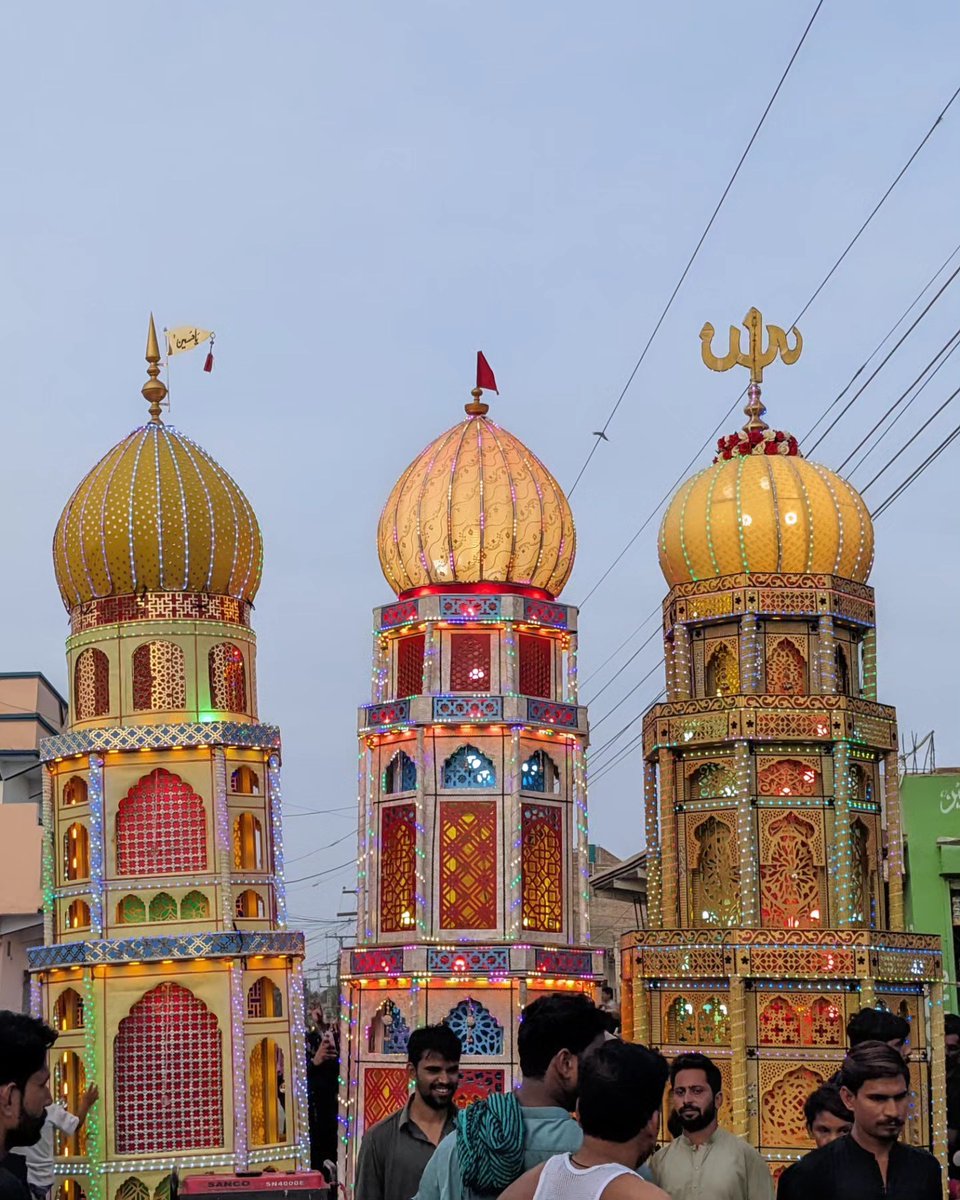 RaulSeiter1d's tweet photo. 10 Muharram https://t.co/Utlh88lwO5