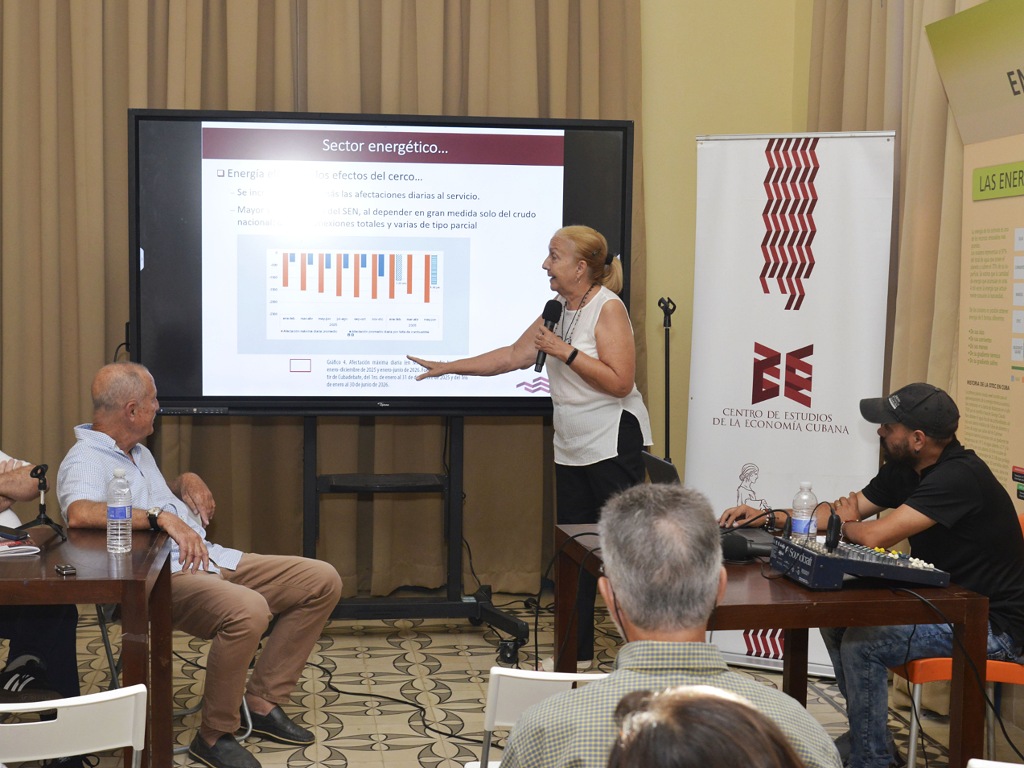 Granma_English's tweet photo. 📉🇨🇺ǀ The Cuban economy is suffering its worst deterioration in thirty years due to the extreme intensification of U.S. sanctions, according to a report by the Center for the Study of the Cuban Economy. (PL) https://t.co/tvUBhXzxC3