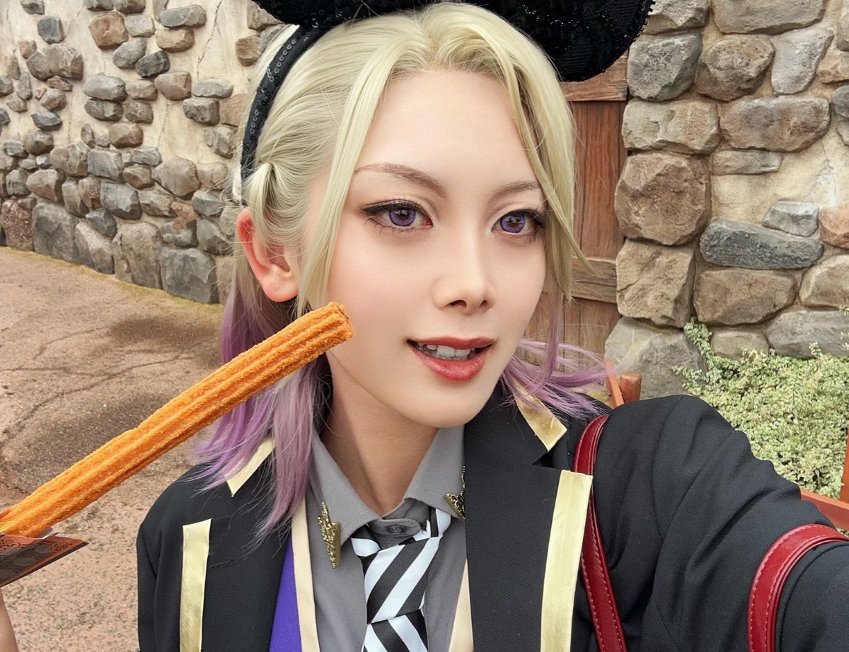 senchu_cos12's tweet photo. 今日はチートデイ✨
 #Dハロ仮装
 #Dハロツイステ https://t.co/wsQPNrlmku