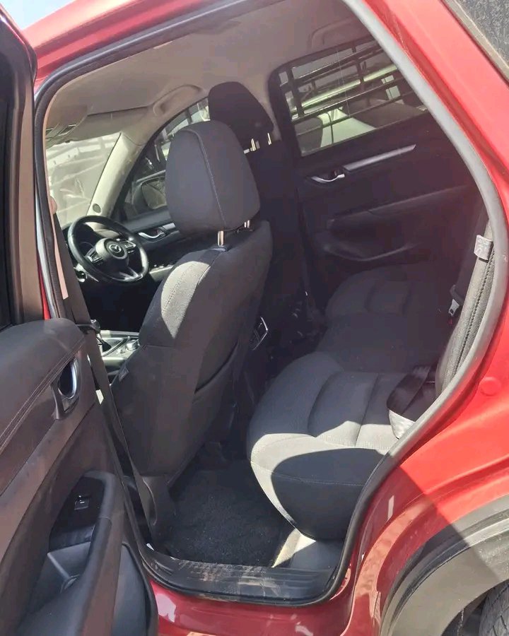 Auctioneer001's tweet photo. 2019 Mazda CX-5 
Reg: KDX
2200cc Diesel
Six Speed Manual Transmission 🔥🔥
AWD

No mechanical issues 
No Accidents history 
Original Paint

 KSh 1.85M
Call/WhatsApp: 0726892543 https://t.co/6zdpPRLHWe