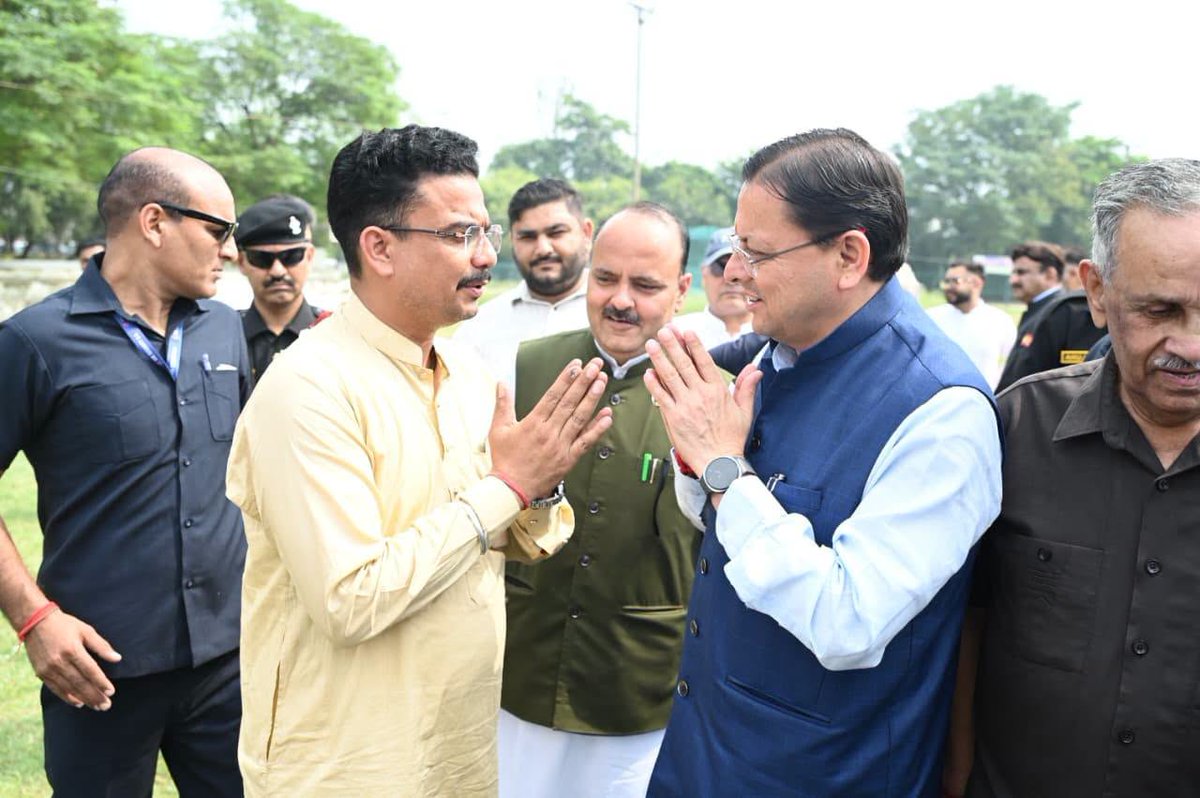 pushkardhami's tweet photo. वीर शहीदों की पावन धरा, गुरुओं की तपोभूमि, समृद्ध कृषि परंपरा एवं जीवंत सांस्कृतिक विरासत के लिए विख्यात होशियारपुर, पंजाब पहुंचने पर भारतीय जनता पार्टी के स्थानीय कार्यकर्ताओं, सम्मानित पदाधिकारियों एवं प्रवासी उत्तराखंडवासियों ने आत्मीयता के साथ स्वागत-अभिनंदन किया। https://t.co/3TTlicesh8