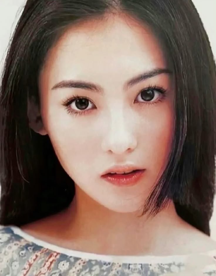 abidayssy's tweet photo. yakannn dan gue gasalah bilang kalo gawon mirip sama cecilia cheung,soalnya vibesnya emg hongkong/taiwan bgtt https://t.co/Y1tStAtQPK