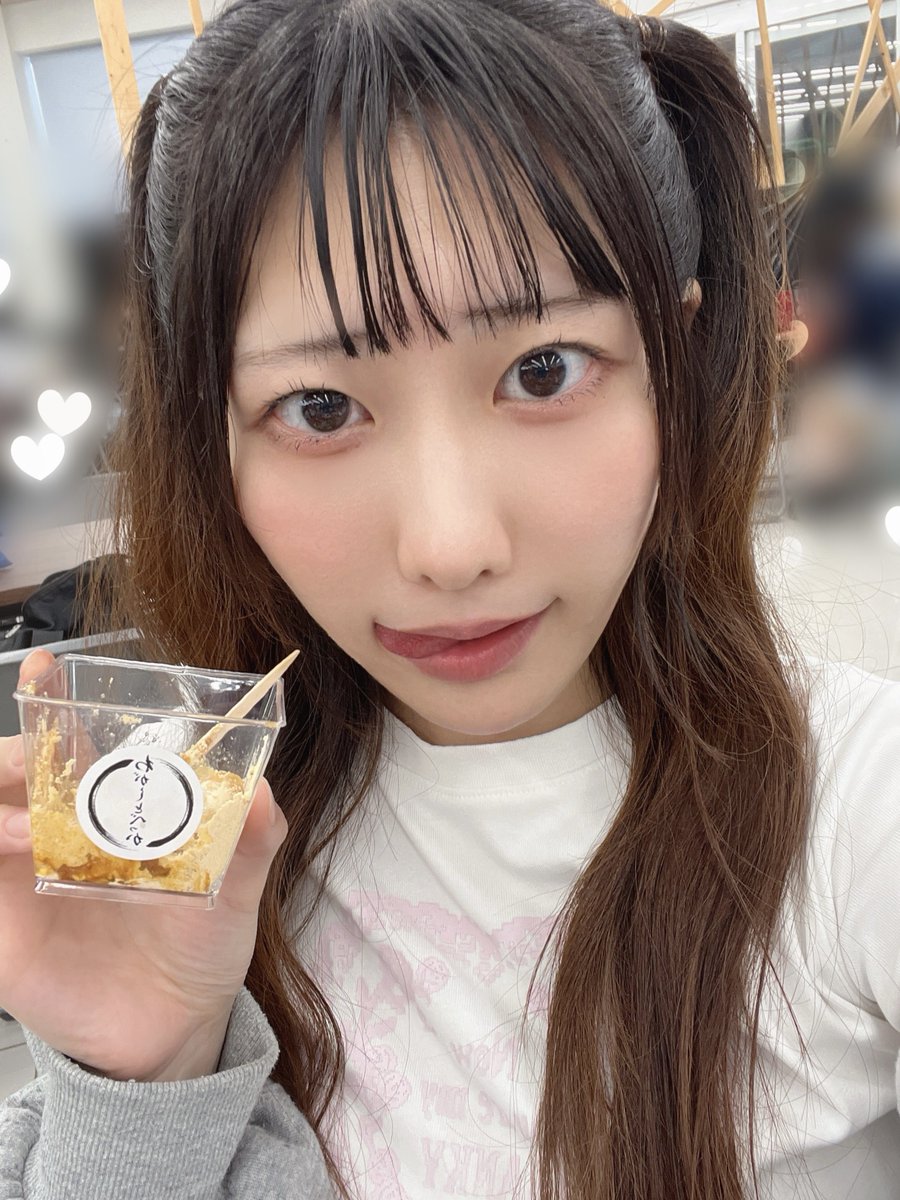 nari_chan___'s tweet photo. 差し入れフードファイターチケットで
わがしとべっかさんのおいち〜わらびもち食べたよ😍ありがとう🥹🫶 https://t.co/vxP101fS8o
