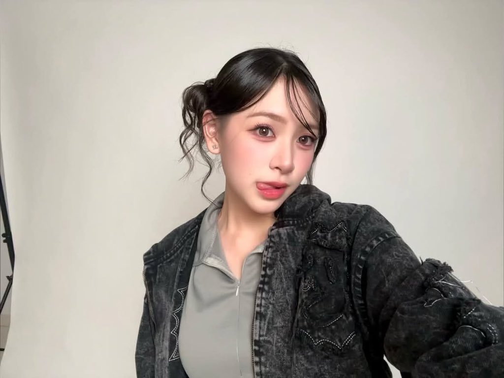 Hillaryours_ID's tweet photo. Not cute anymore🩶 https://t.co/x7Z07TymjP