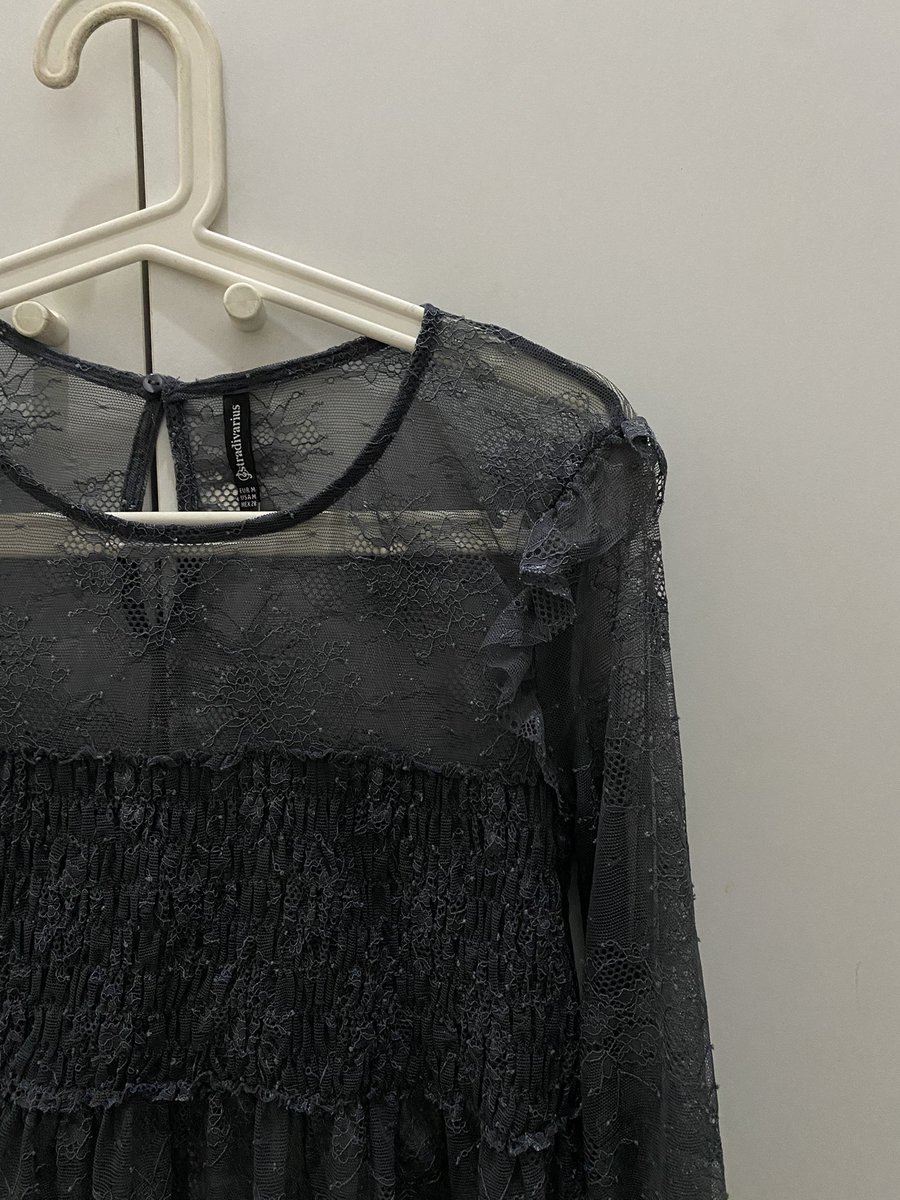 sha68810186's tweet photo. wts blouse stradivarius 70k
size M (ld 90-100 pj 60cm)
✅ bisa shopee + admin 24% atau split pay co ongkir 1k aja https://t.co/GCCki2imvj