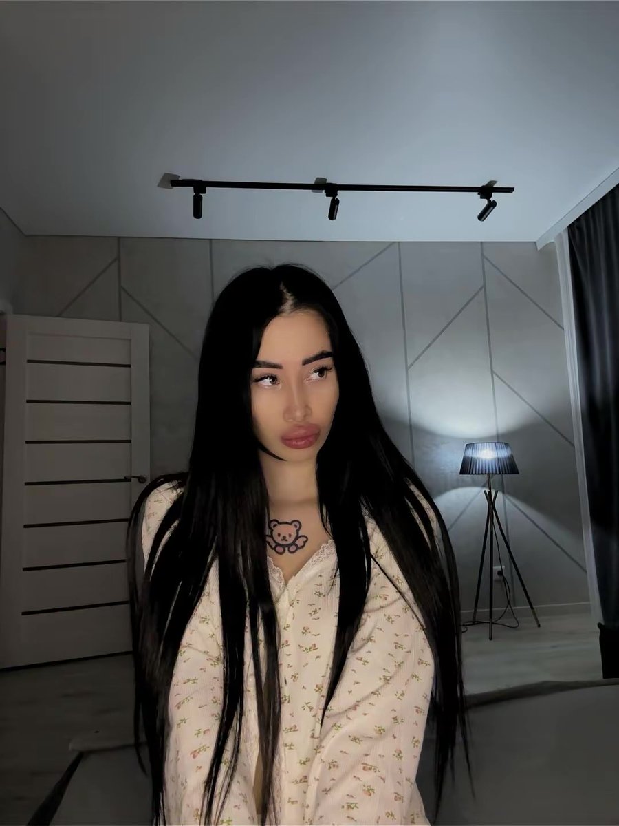 babemilu's tweet photo. Starting all over is hard when you once had 180K followers and now you have 118. But I’m truly grateful for everyone who continues to support me. Without you, I probably wouldn’t have found the strength to start again.
#Stripchat
#Chaturbate
 #Yunasiprincess
 #Webcam
#Yunasi https://t.co/xuuaG0mYGs