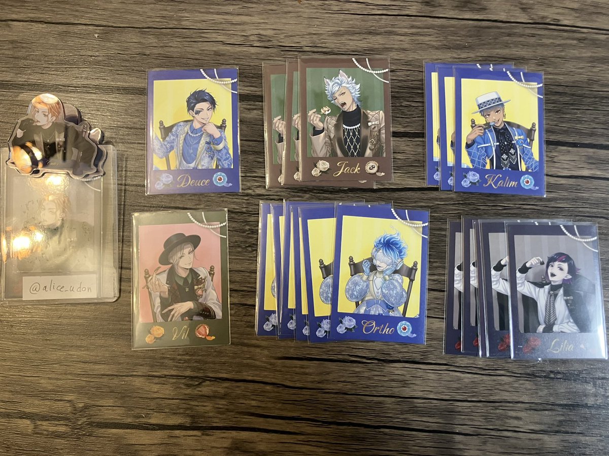 alice_udon's tweet photo. 【交換・送料】 ツイステ ボンボニエール ランダムカード 

譲 デュース1 ジャック3 カリム3 ヴィル1 オルト6 リリア5

求 同種ケイト>>異種ケイト>>400円/枚+送料

・郵送希望
・纏めて優先

引用元にお声掛けください。 https://t.co/Lg5pPbaa9B