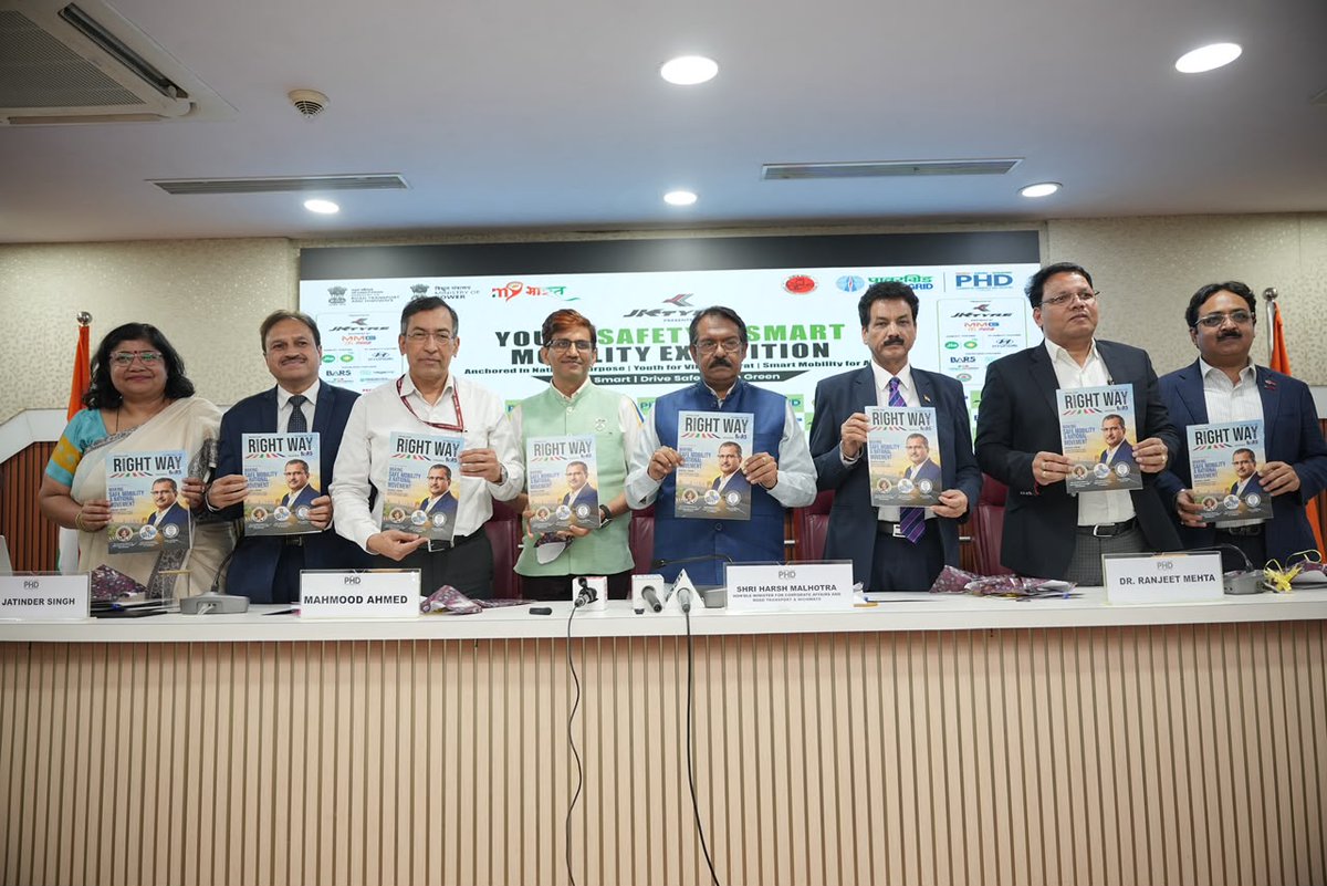 BarsIndia's tweet photo. On its Foundation Day, BARS launched the inaugural edition of The Right Way at Transport Bhawan, MoRTH.

Released by Hon'ble MoS Sh. Harsh Malhotra ji, in the presence of Sh. Mehmood, Addl. Secretary, MoRTH.

#BARS #FoundationDay #TheRightWay #RoadSafety https://t.co/efyQ5D19hX