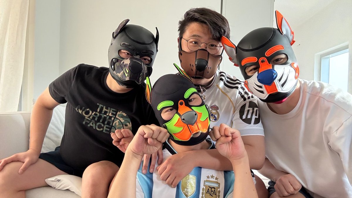 pup_kaiii's tweet photo. Chu suck 에 강아지들과 즐거운 시간!
재밌게 잘 먹고 갑니다 ㅎㅎ 🐯

@pup_huit 
@dom_degrader 
@isida1989 
@pup_kaiii https://t.co/ZZVt7LL1SQ