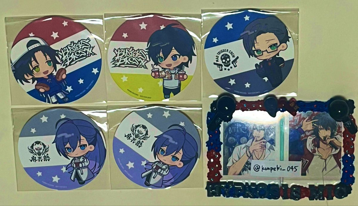 konpeki_045's tweet photo. 【交換】ヒプマイ ヒプムビ ヒプノシスマイク コスモワールド アクスタ コースター トレカ しおり ステッカー 特典 アクキー

譲
一郎 二郎 三郎 ☆左馬刻 ☆銃兎 乱数 幻太郎 帝統 寂雷 一二三 ☆独歩 ☆簓 盧笙 零

求
アクキー ★銃兎 獄 ★簓
コースター ★左馬刻 ★空却 十四 ★簓 盧笙
⬇️ https://t.co/yQcdGmtp87