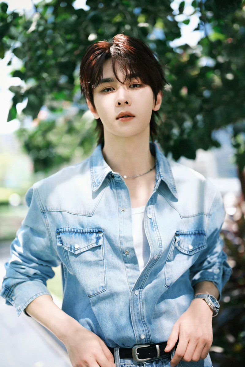 xiaojun_xdj's tweet photo. Kun studio Weibo update https://t.co/brn2Let0R5