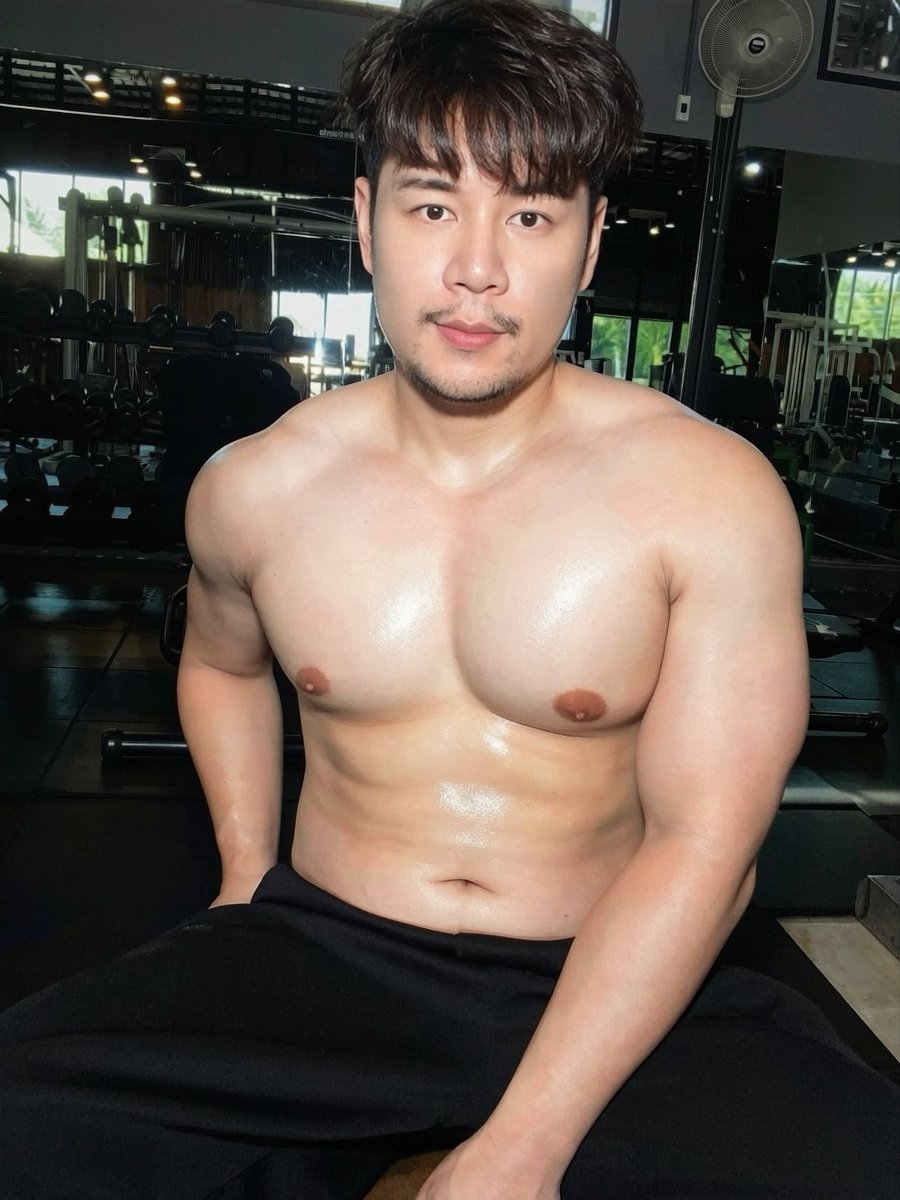 gogokochutt's tweet photo. 🐻🐽 https://t.co/hn8LE7axem