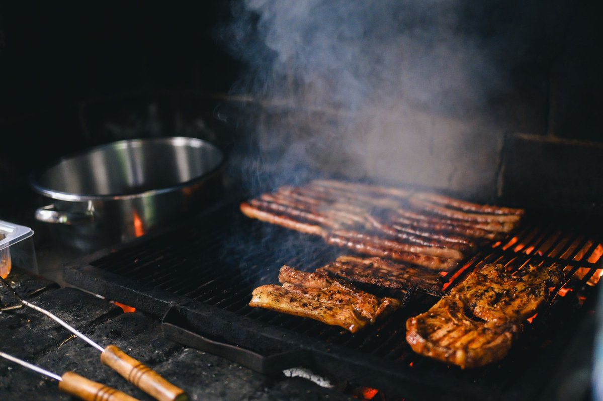 CapricornFM's tweet photo. #WildIn60Seconds | Forget a family braai…South Africans gathered in Pretoria on Thursday to attempt a world record for the biggest braai.
Don’t go anywhere! Lesedi Molekwa brings you all the details on #CapricornJunction. https://t.co/40RtQttEhT