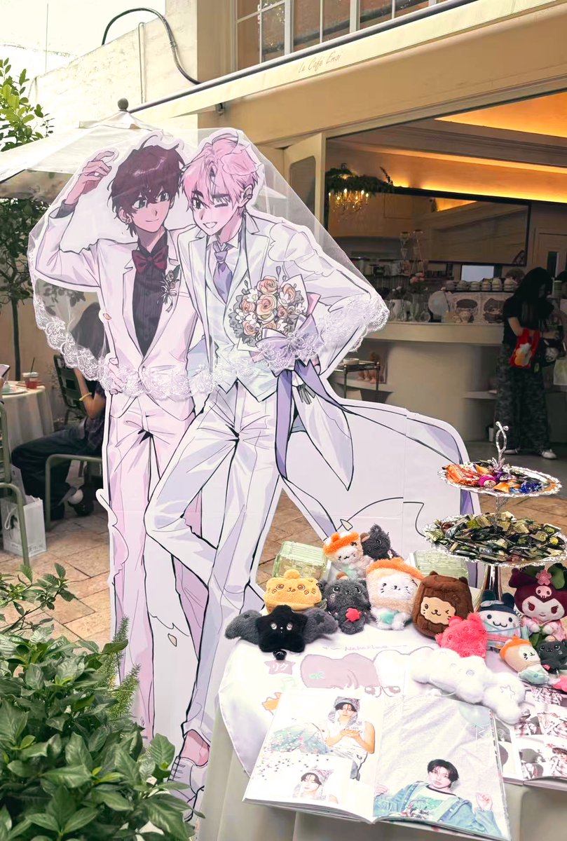lanseweihua's tweet photo. #쿨융
#윳쿨
 
🐈‍⬛.· ★･.｡🐈*.☆･.｡🐈‍⬛
連理の枝

给成都riyuri婚咖画了婚图🫶🫶 https://t.co/tQfD9nQ6pm