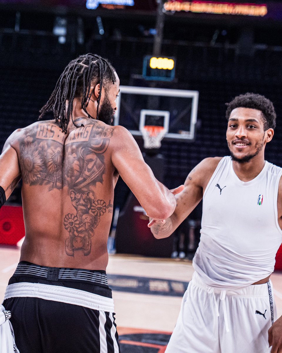 theBAL's tweet photo. Rivals for 40 minutes. Respect after the final buzzer. 🤝 https://t.co/RKJztI8ILm