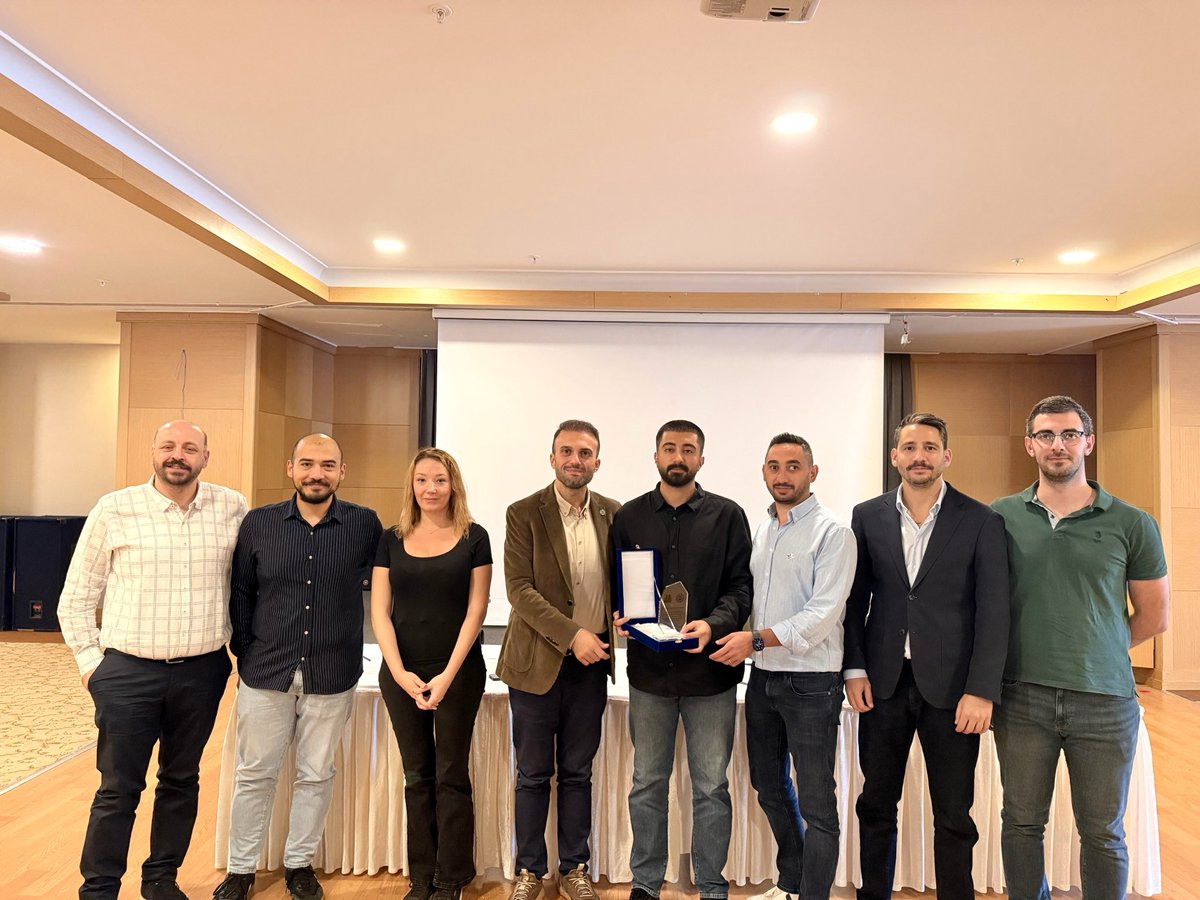 1907unifeb's tweet photo. 22. Konseyimiz 2. gününde ÜNİFEB Mezunlar Derneği’nden (@unifebmezunlari) misafirlerimizin katılımlarıyla gerçekleşen oturum ile devam etti. https://t.co/rVNs9el0tK