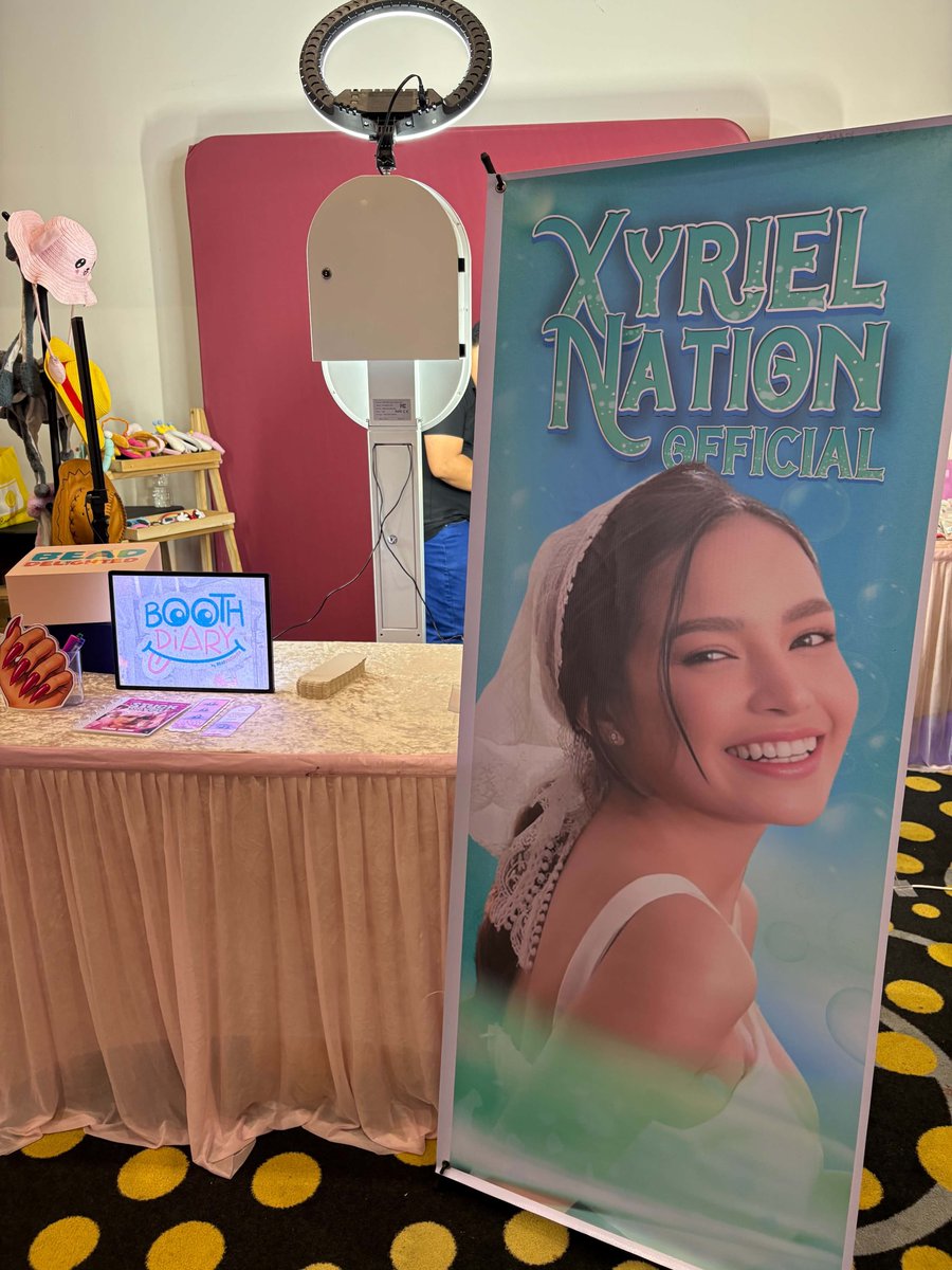 macheetocarmel's tweet photo. Here at the Premiere Night of Stuck On You! All love and support for Xyriel! 🤍

Thank you so much to @xyrielnationofc 🩷

#StuckOnYou
#XyrielManabat
#PuregoldCinepanalo2026 https://t.co/M4MJu9WQgS