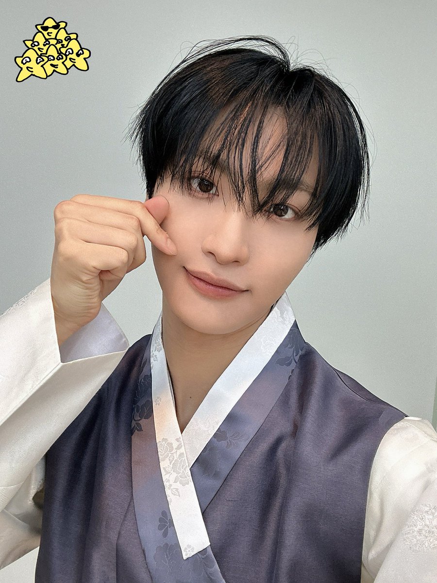 nobodylikehwa's tweet photo. [📷] 2026 Chuseok content behind photo

#SEONGHWA #성화 https://t.co/pHIcygsaER