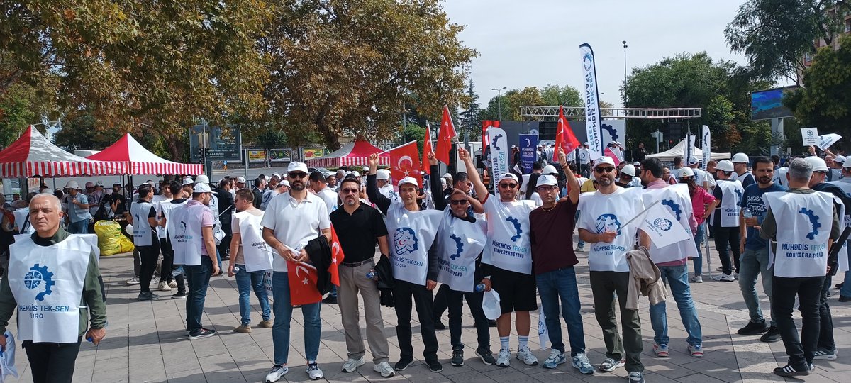 erhan_atpinar's tweet photo. Mühendislik gelişimin taşıyıcısıdır. Mühendise değer vermeyen toplum, geleceğine de yeterince değer vermiyor demektir.

#MühendislikMeslekKanunu #KamuMühendisi #GüçlüMühendisGüçlüTürkiye https://t.co/vIoo3mXaaw