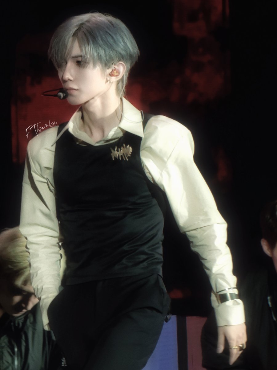 shelenau_u's tweet photo. Alpha|Beta|Omega...screenshot #yeosang https://t.co/U0N3XhxBvN