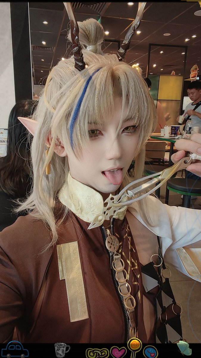 ptk971120's tweet photo. Happy Mid-Autumn Festival！
#Arknights #绩 https://t.co/jAt2gNTyYT