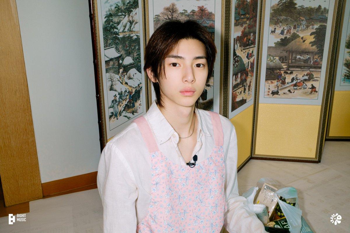 zhaoyufancokr's tweet photo. #JUHOON “Chuseok Cooking” Photo Sketch📸 https://t.co/bFcyXMZ36J