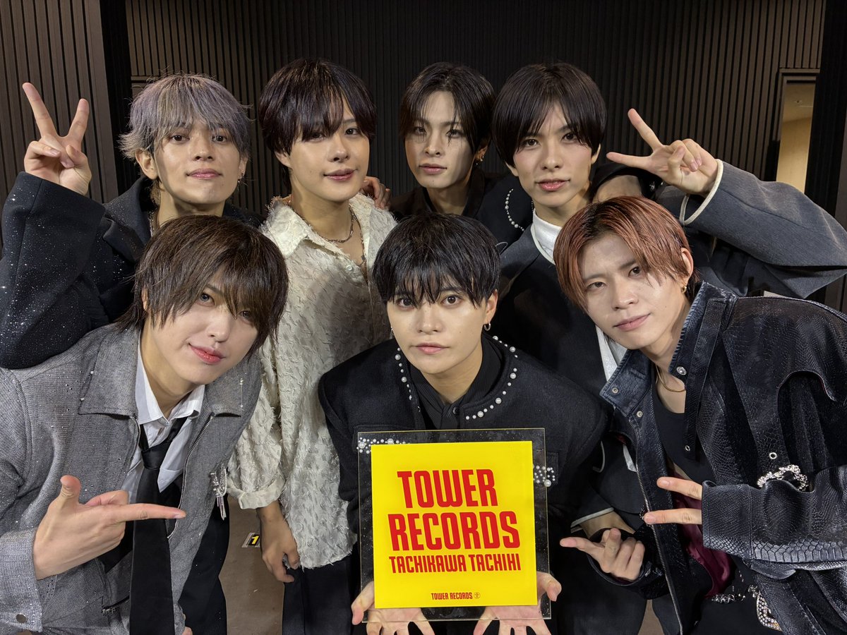 TOWER_Tachi2's tweet photo. 【#SevenDeuce #LandScape #UNCOEUR】

本日は、Seven Deuce &amp; LandScape &amp; UNCOEURフリーライブにお越しいただきありがとうございました🎪

3組合同の激アツライブinタチタチ✨
大雨に負けないくらい迫力あるステージで大盛り上がりでした🪩

またタチタチでお待ちしております🤝🏻

#タチタチイベント https://t.co/lHTFPCI7kf