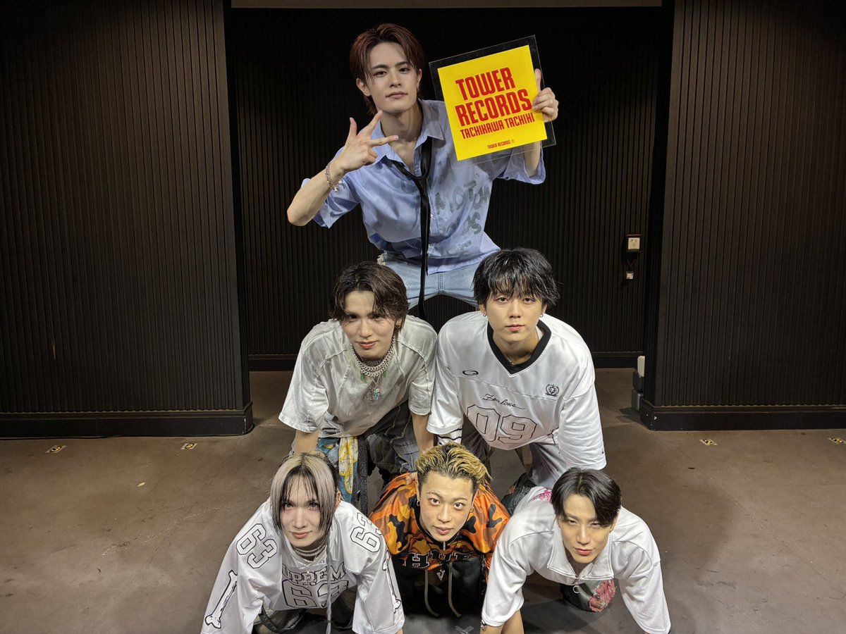 TOWER_Tachi2's tweet photo. 【#SevenDeuce #LandScape #UNCOEUR】

本日は、Seven Deuce &amp; LandScape &amp; UNCOEURフリーライブにお越しいただきありがとうございました🎪

3組合同の激アツライブinタチタチ✨
大雨に負けないくらい迫力あるステージで大盛り上がりでした🪩

またタチタチでお待ちしております🤝🏻

#タチタチイベント https://t.co/lHTFPCI7kf