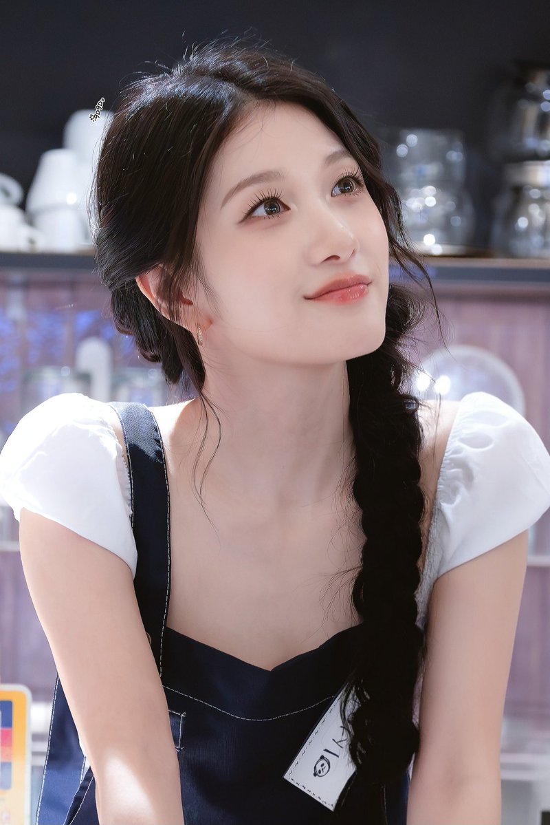 ellovdie's tweet photo. hello, new friends.
this is elodie, your local barista, serving up brews made with love and dedication to your daily caffeination.
stay a while, take it slow
i take care of my regulars 🖤 https://t.co/xcxhhA6l9A