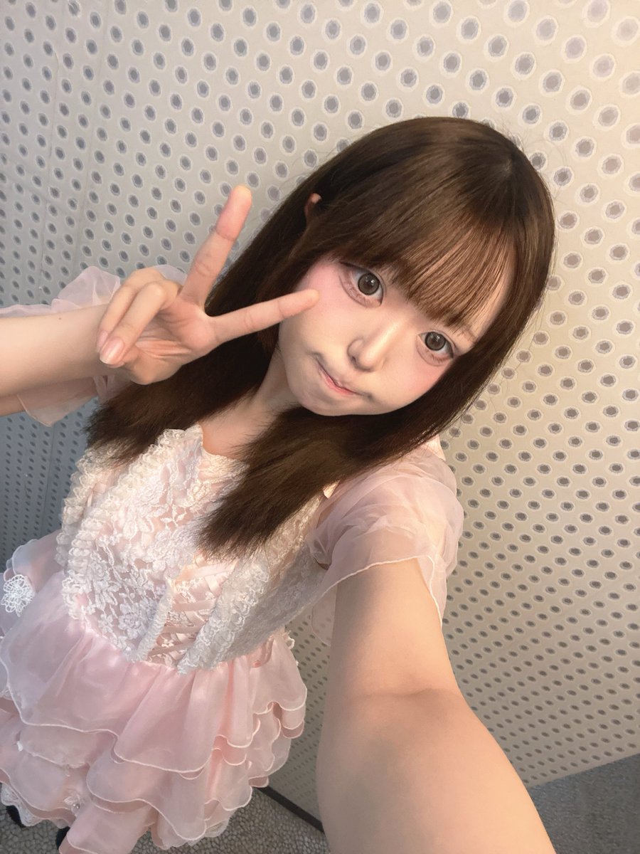 rium_haru's tweet photo. 遅くなってごめん😢
19時から24時までいるよ〜໒꒰ྀི⸝⸝´ ˘ `⸝⸝꒱ྀིა

#コンカフェ #仙台 #自撮り界隈 https://t.co/0QHylnNkfH