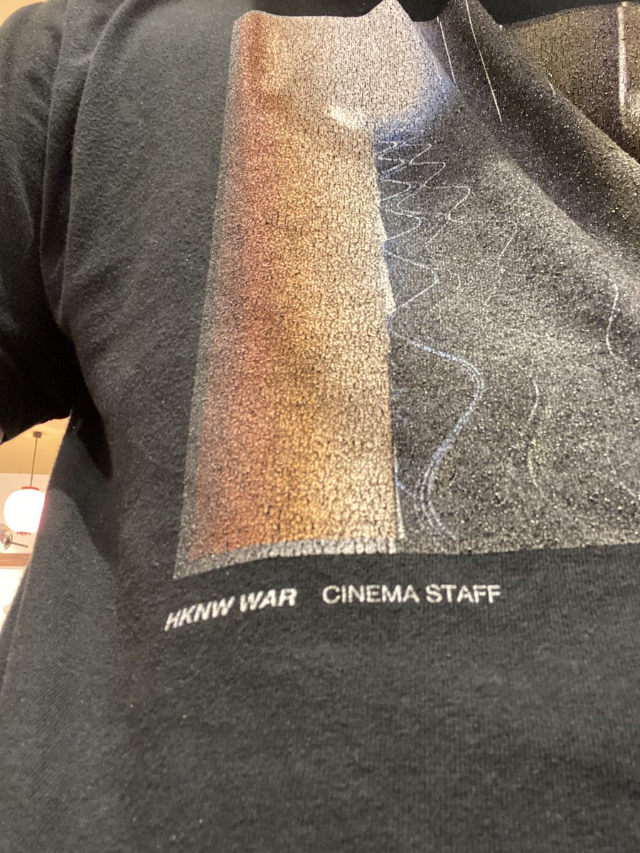 tackgy's tweet photo. 今宵はplenty へ。Tシャツ持ってないから、cinemaの箱庭Tで参戦。

cinema解散でこのところ堕ちてたけど、今日plenty観れて本当に良かった。

すべては、曲の力やと思った。

今夜の江沼のように「ただいまー」で喝采を浴びるcinemaを待つ。

おかえりplenty
待ってたよcinema
＃plenty
＃cinemastaff https://t.co/tiap4UvkWu