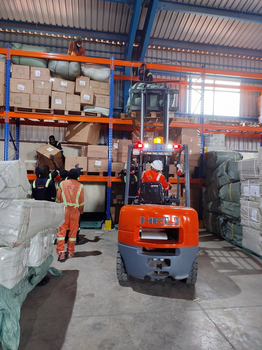 eknowagency's tweet photo. Professional Cargo Handling and a happy client to match.
Let Eknow Agency Limited Clearing and forwarding department handle. Why hustle on your own, we got you. https://t.co/dpcspW5XOB