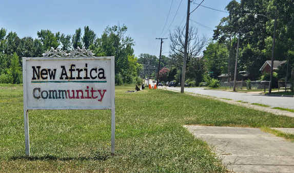 SaltyGoat17's tweet photo. Did you know...

There's a community in Little Rock Arkansas (New Africa) that has something called the "Islamic Bill of Assurance"

Yep!!  Buyers sign a private covenant (like an HOA agreement) stating the development's purpose is a "wholly-owned residential Al-Islamic community conforming to the social guidelines given in the Quran."

What do y'all suppose would happen if we had a community that made people sign something that said they had to follow the teachings of the Bible to live there?