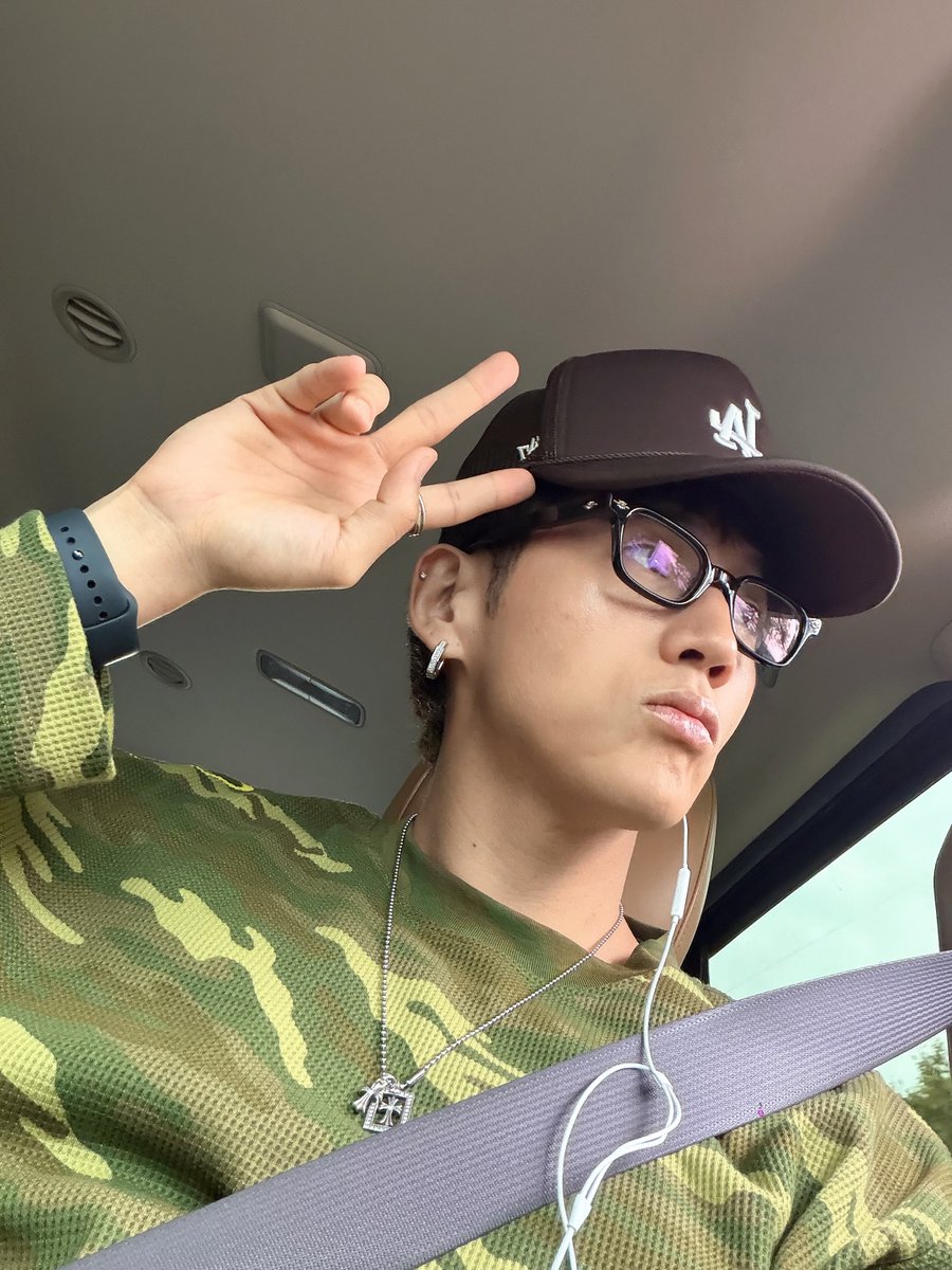 4SominAndBM's tweet photo. https://t.co/o5LmomZSiZ