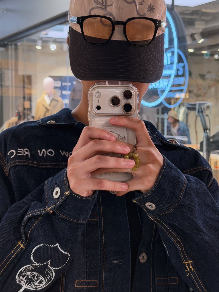 shosei_ohira's tweet photo. 💙💙💙

@Levis_Japan x @coinparking_d 

https://t.co/mg7BOSaLiI https://t.co/2txroyPtC4