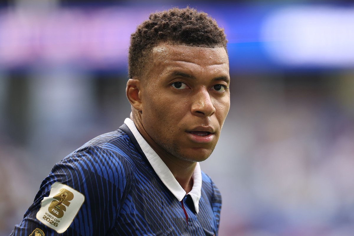 MICHAELIHOFROSH's tweet photo. 🚨 𝗡𝗘𝗪: The first signs regarding Kylian Mbappé’s injury are NOT GOOD!

Mbappé is already back in Madrid and will undergo TESTS this afternoon.

Result expected later today. https://t.co/FMdjTJ9Mo2