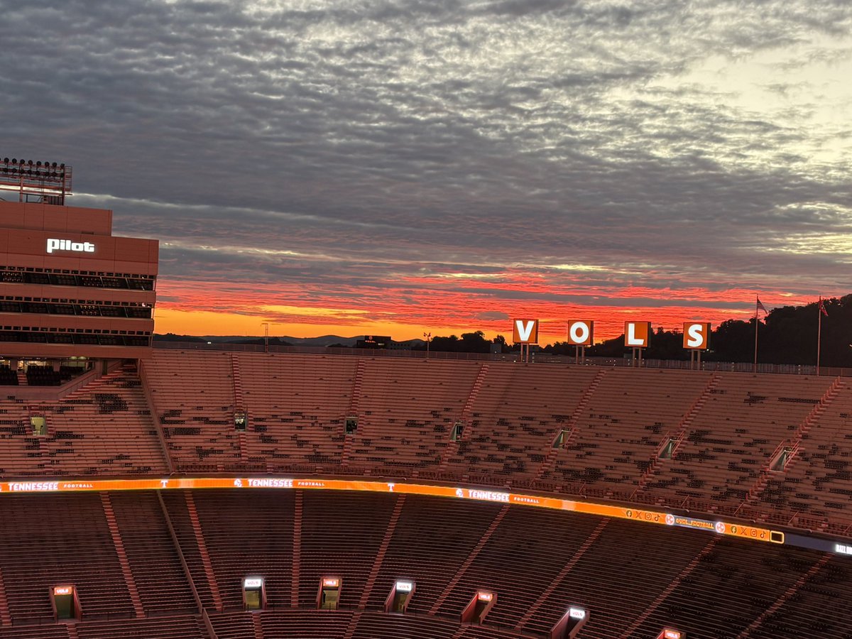 Brent_Hubbs's tweet photo. Last photo to start the day…. https://t.co/2trdpUroan