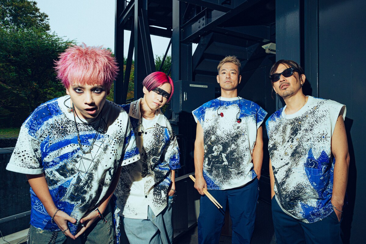 natalie_mu's tweet photo. SPYAIR新曲はバレーボールSVリーグ
テーマソング「Take Flight」🏐

ジャケットには「ハイキュー!!」木兎光太郎
新たなライブツアー開催も発表
https://t.co/gAQDLqJTTU

#SPYAIR https://t.co/HB2VORbugo