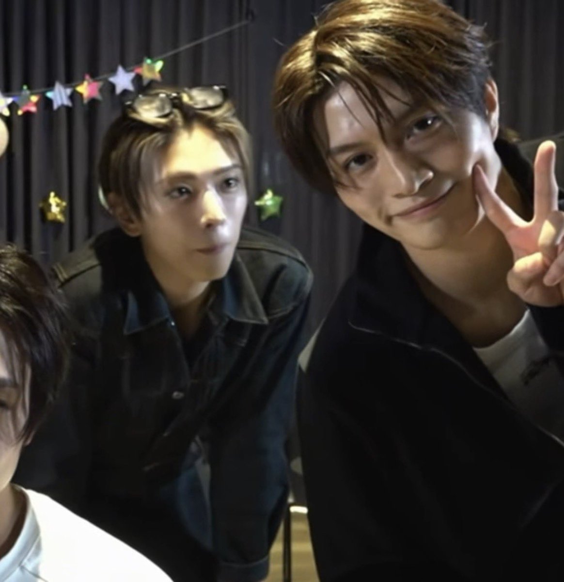 __xxryukk_'s tweet photo. #ACEesのNOTスカシ生配信 

那須を見る深田しぬほど可愛い

#ACEes  #深田竜生 https://t.co/wnzN3L6GJG