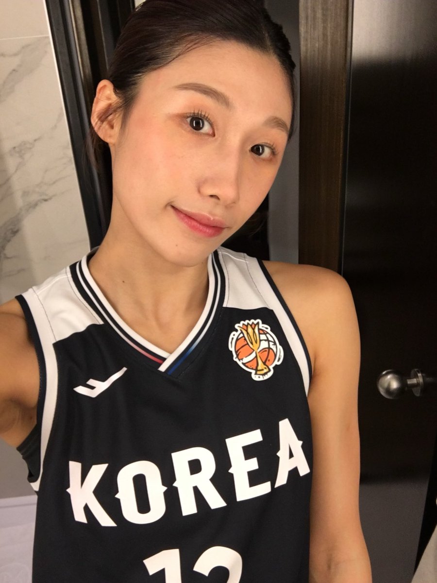forestf0rrest's tweet photo. 와 제발 저요 https://t.co/FW4KF74tBk