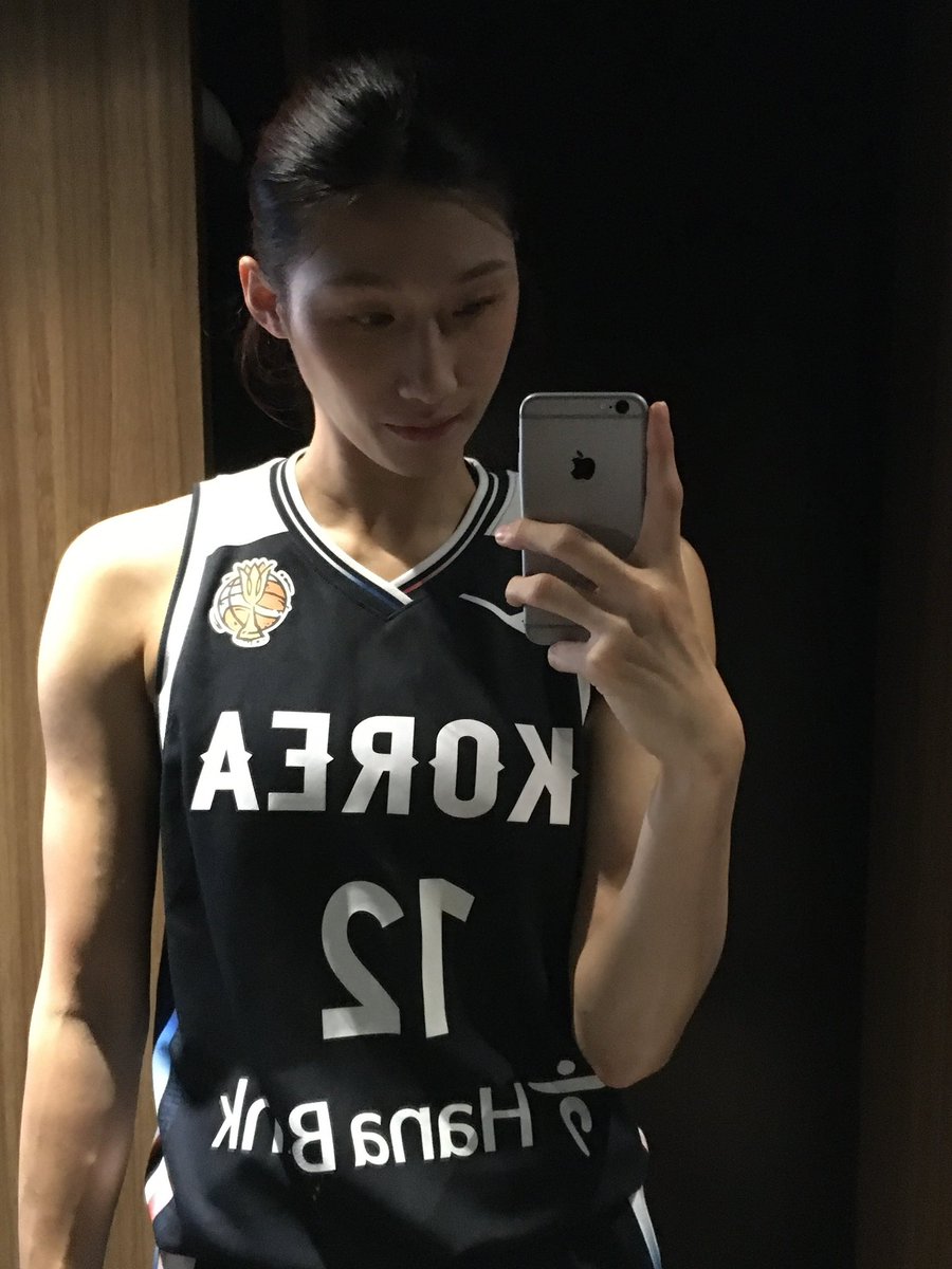 forestf0rrest's tweet photo. 와 제발 저요 https://t.co/FW4KF74tBk